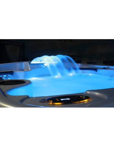 Luxury spa Cascade 3
