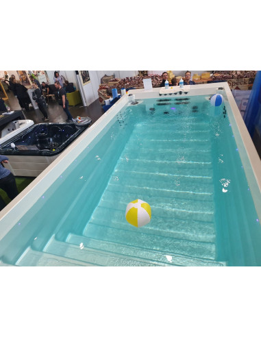 copy of Bazén swim pool idol spa shell