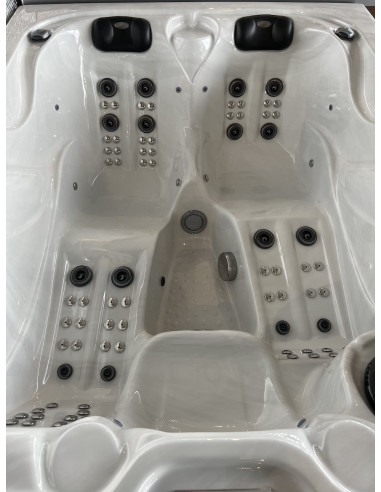 spa hot tub Irena family